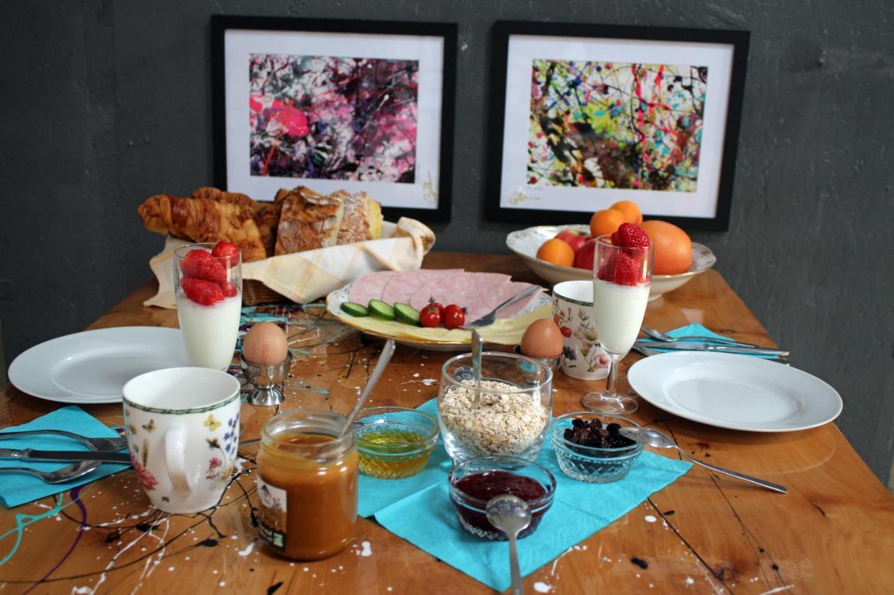Bnb Maison D'Art Breakfast In The Art Gallery Ploubazlanec Zewnętrze zdjęcie